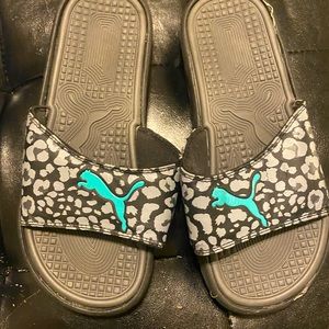Puma slides